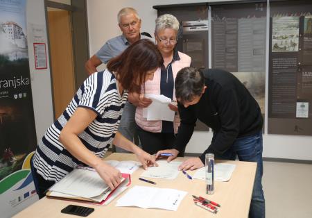 18. seja Skupščina LAS Notranjska 02 FOTO LJUBO VUKELIČ